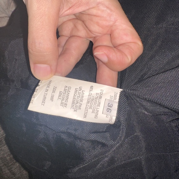 Leather jacket - Picture 9 of 10